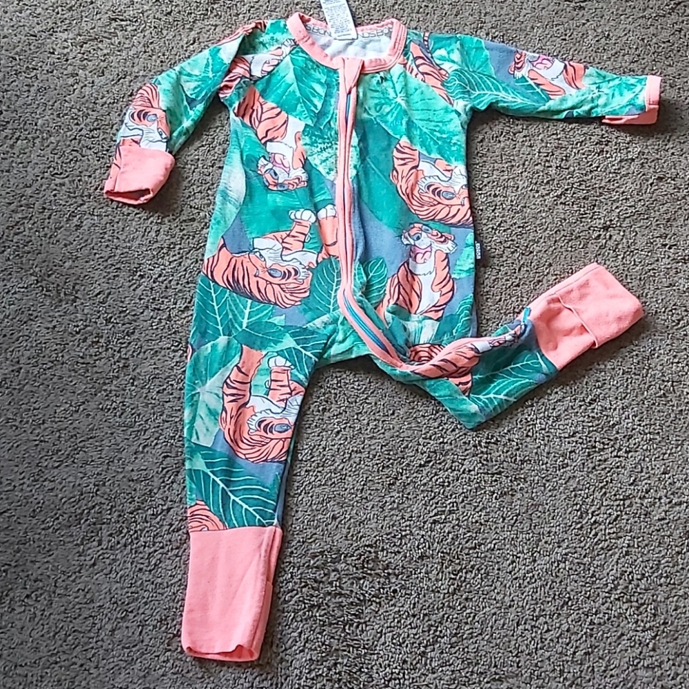 Wondersuit